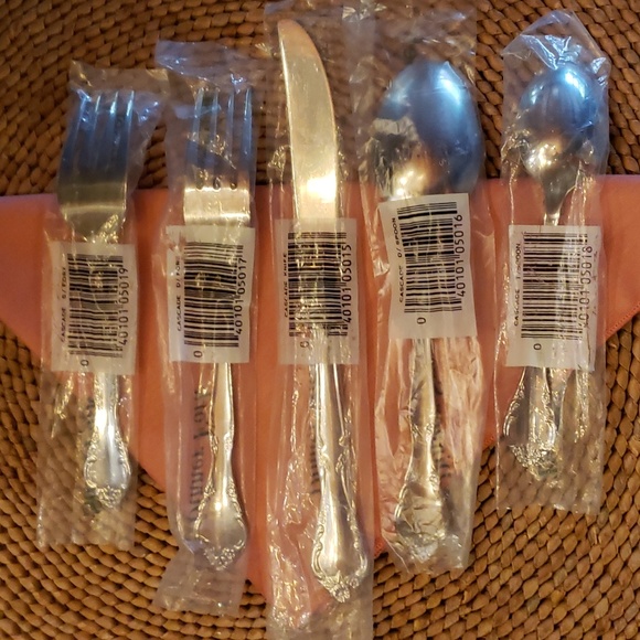 ESTIA GOURMET Cascade Floral 5-Piece Place Setting  - Brand New Old Stock / NWT - Picture 9 of 9